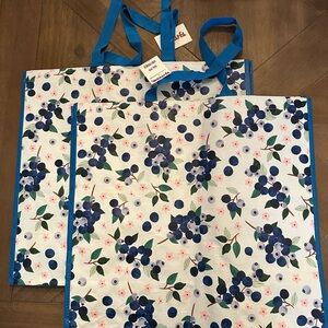 NWT -Set of 2 Homegoods TJMaxx Marshalls - Blueberry Print Reusable Shopping Bag